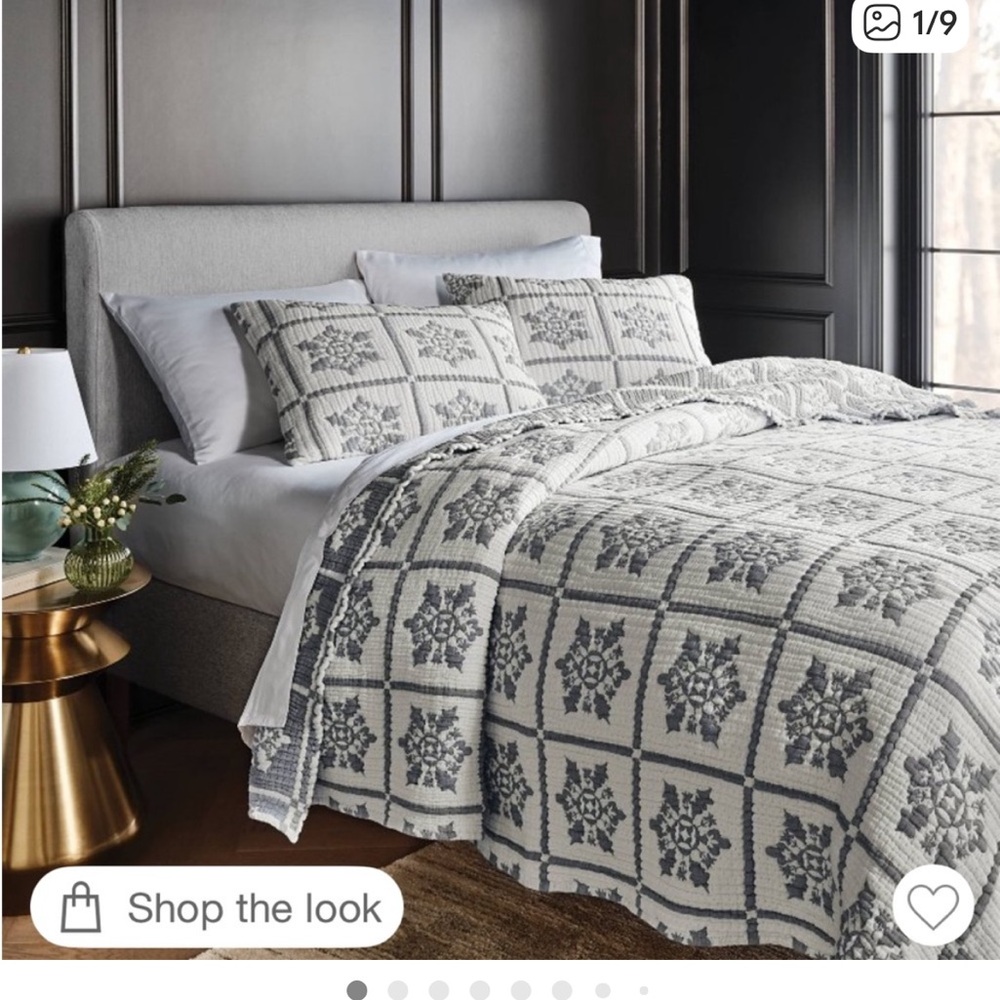 Threshold King Matelasse Snowflake Reversible Quilt Set - Gray/White